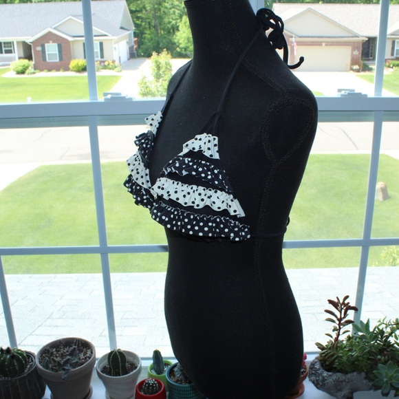 Xhilaration Black And White Polka Dotted Frilled XL String Bikini Top - Picture 3 of 6